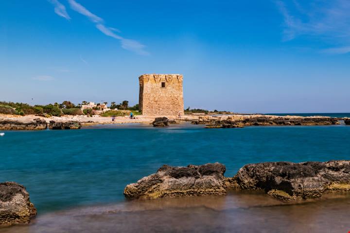 Torri costiere Puglia: ecco dove fare foto | PaesiOnLine